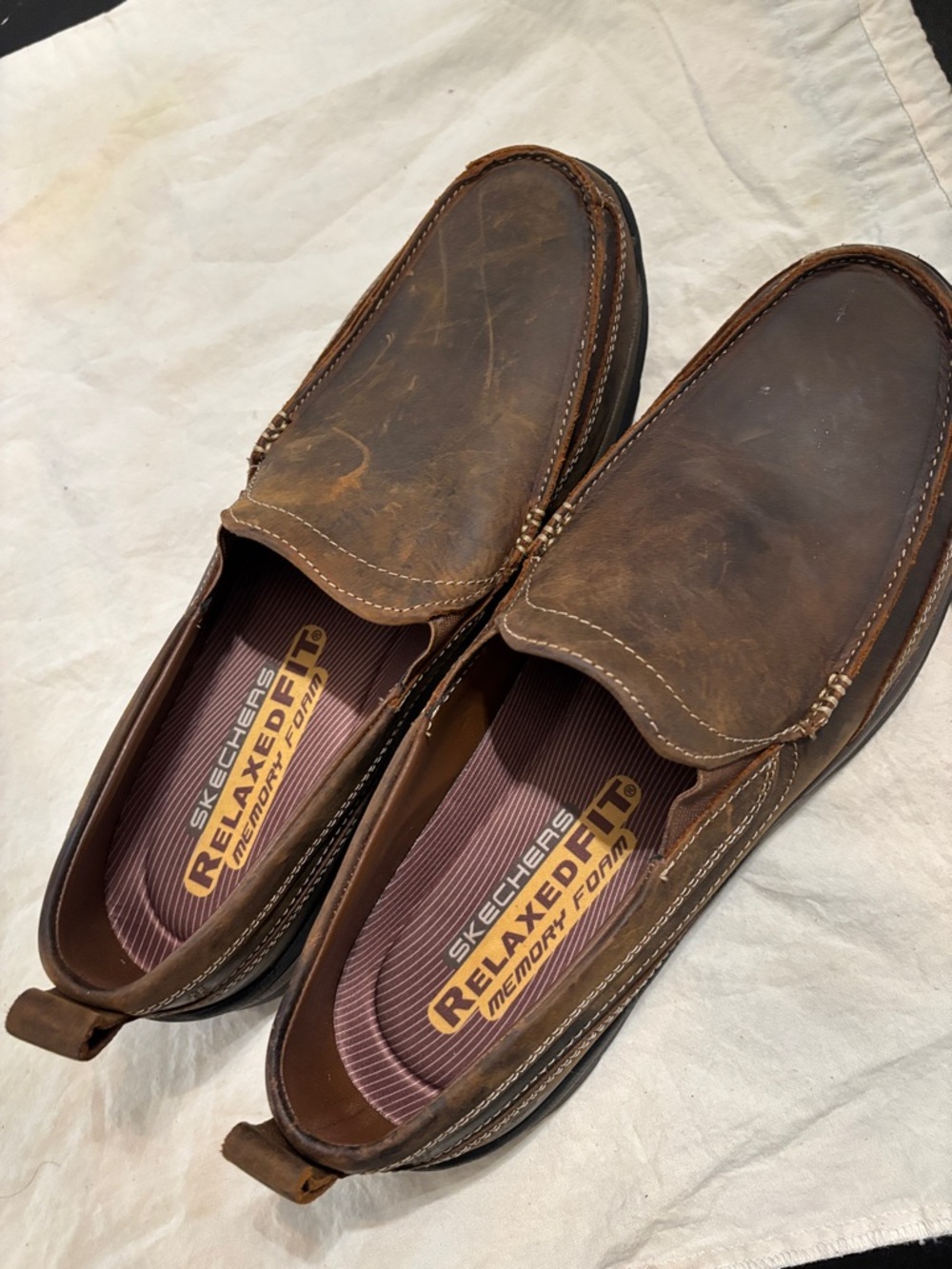 Skechers Men’s Brown Leather Relaxed Fit Slip-On Loafers